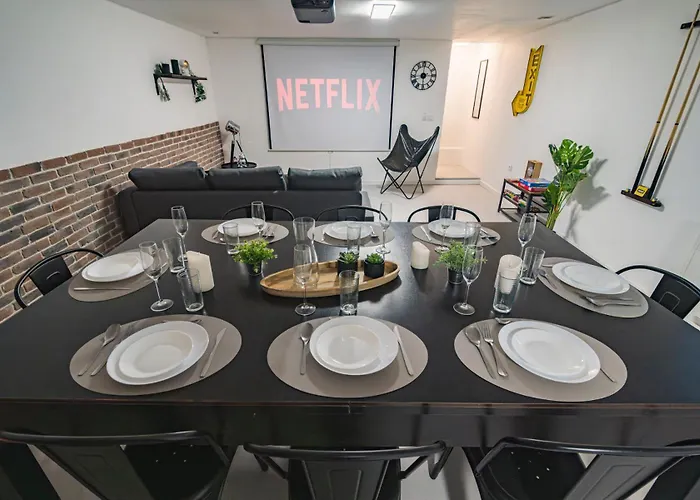 L'industriel - Billard Et Cinema - Hyper Centre *